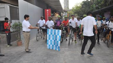 100+ Cyclists Rally To Spread Awareness About Fatty Liver