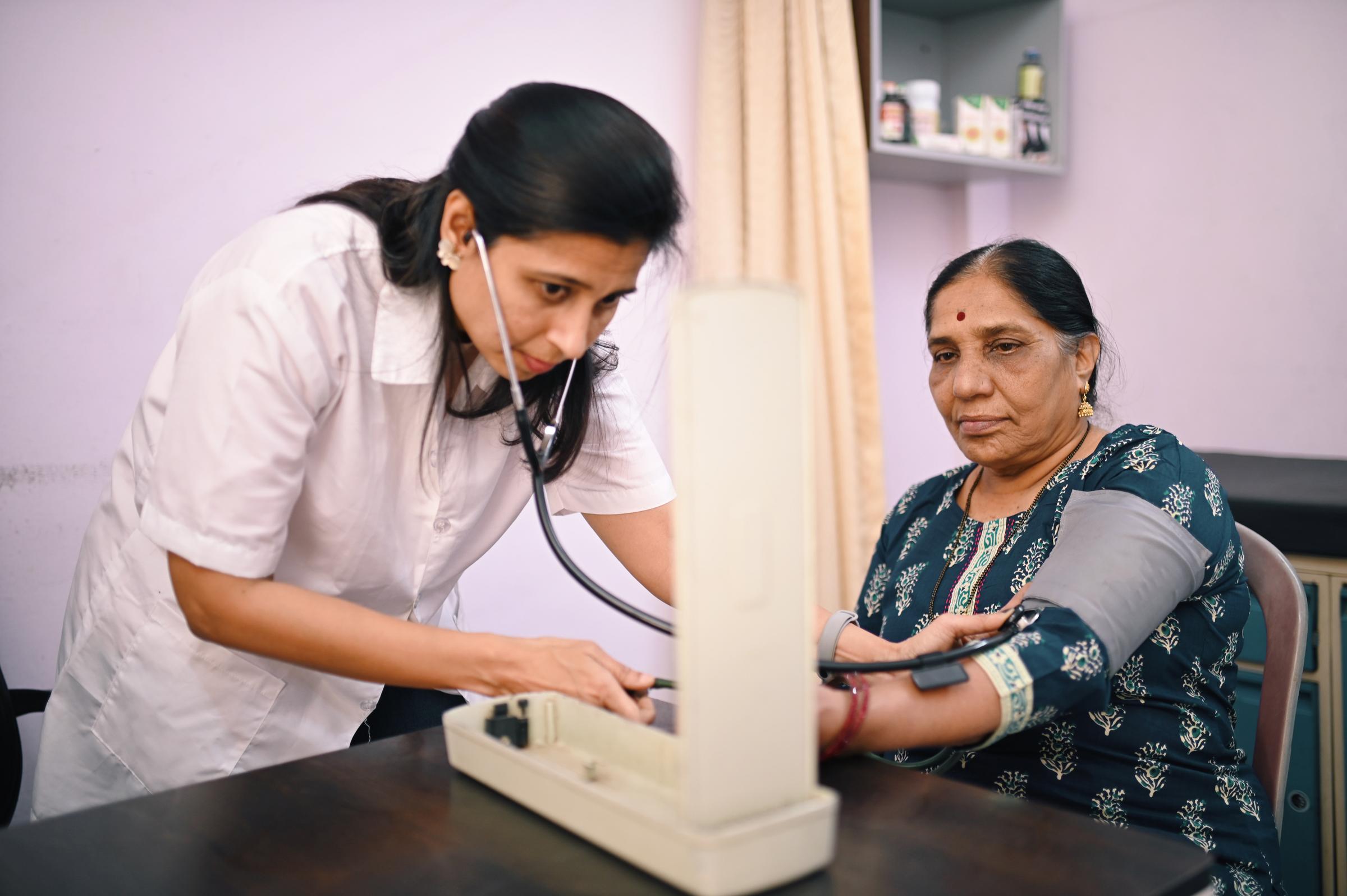 Integra Seniors women