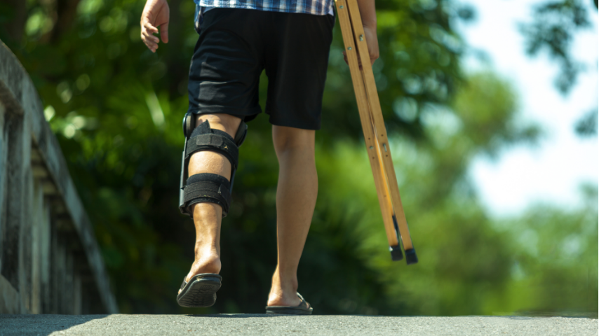 How Long Does It Take to Walk, Run and Return to Sports After ACL Reconstruction