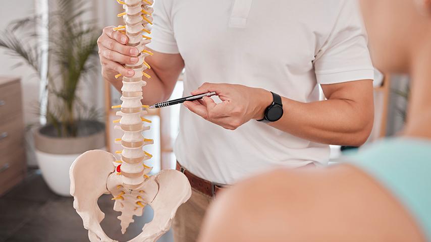 What-Is-Spine-Reconstruction-Surgery-&-When-Is-It-Really-Needed