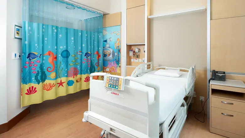 Phòng bệnh nhi đơn tại Bệnh viện Mount Elizabeth Novena