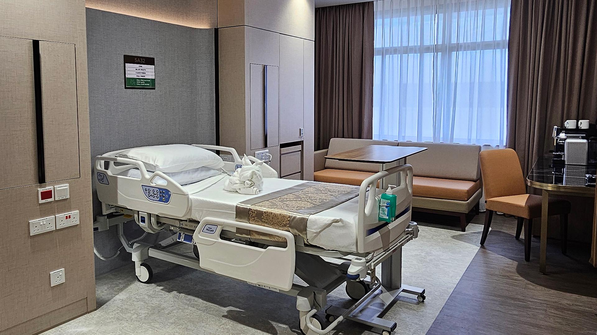 Mount Elizabeth Hospital Single Room