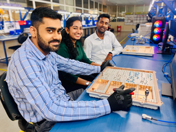 HS employees Gurgaon India