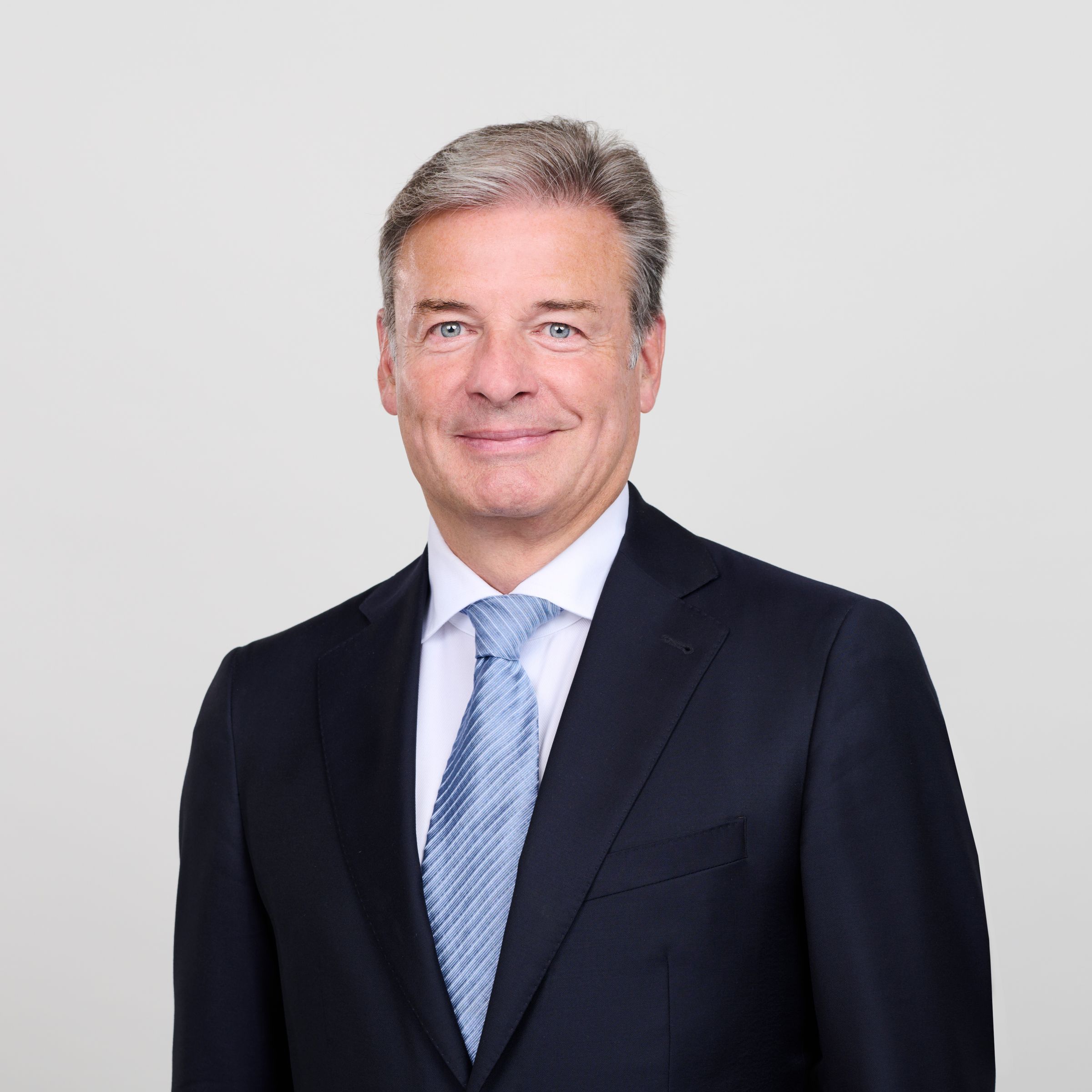 Board of Directors Jörg Walther with tie