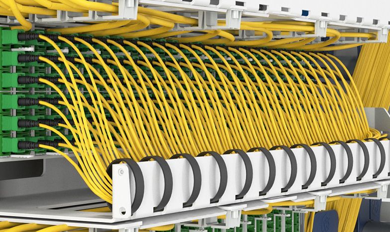 HS COM Tackling the challenge of access in fiber management head