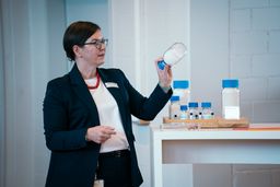 CMD 2022 Elisabeth Barna-Hostettler talking 2