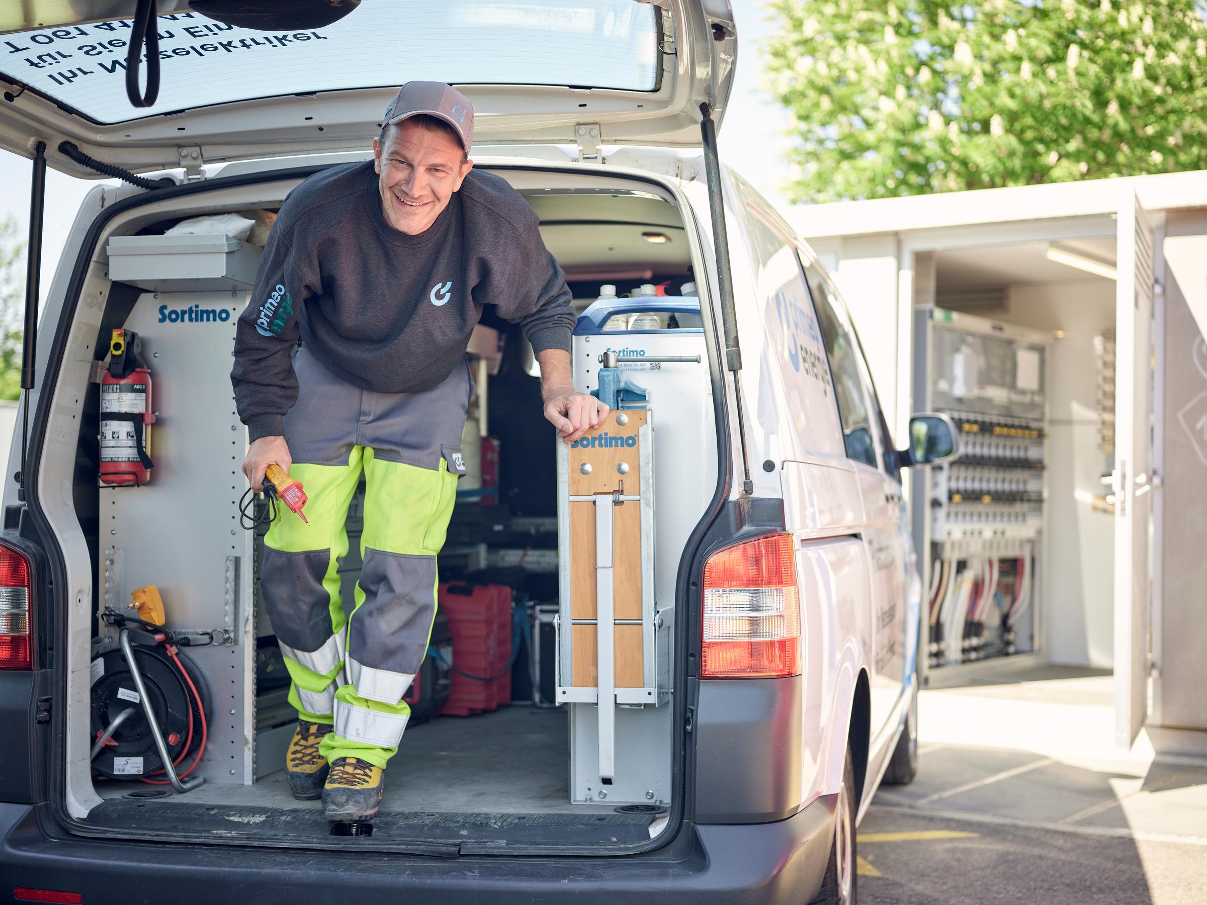 200423_PRI_Netzelektriker_585