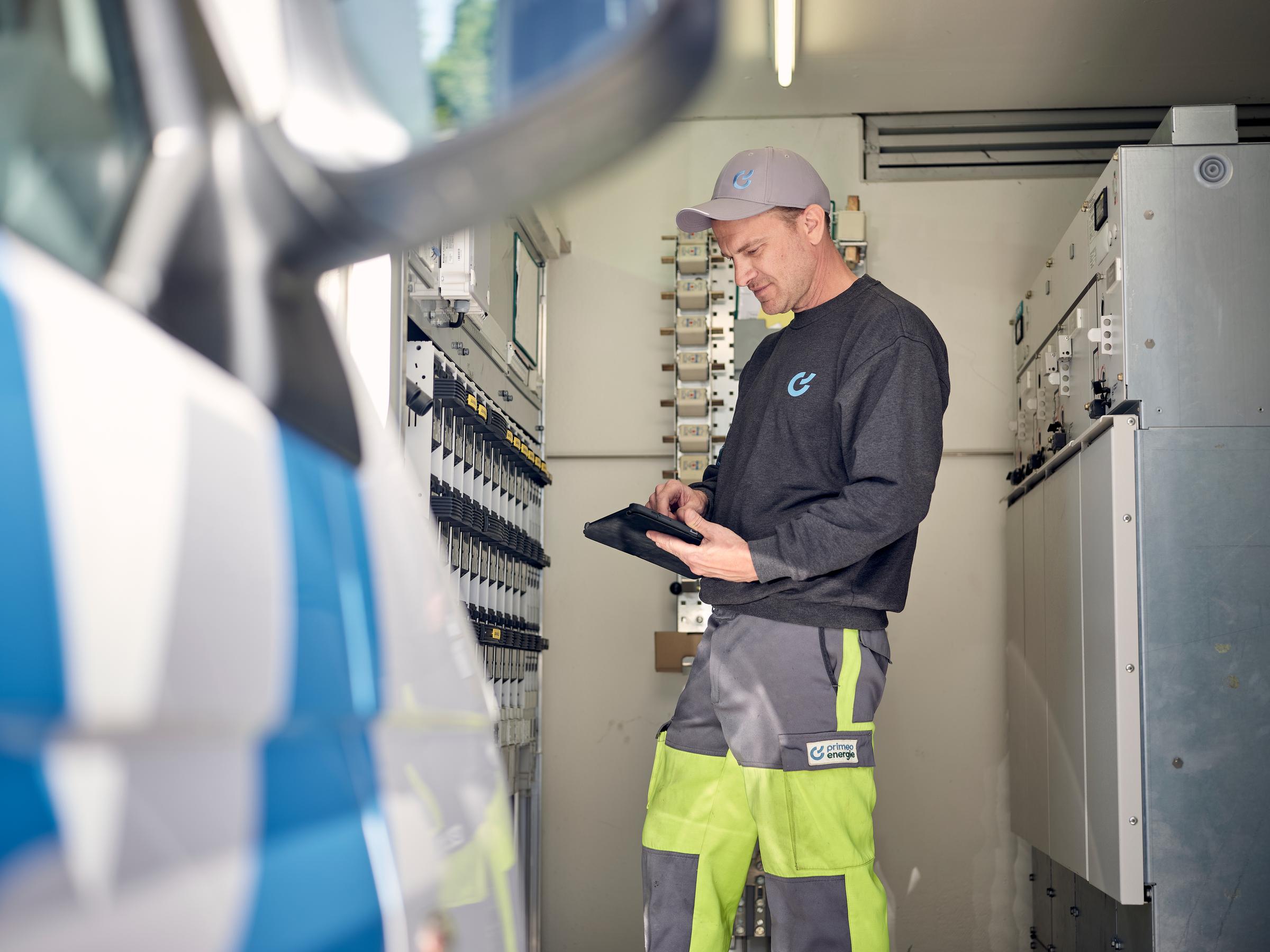 200423_PRI_Netzelektriker_428