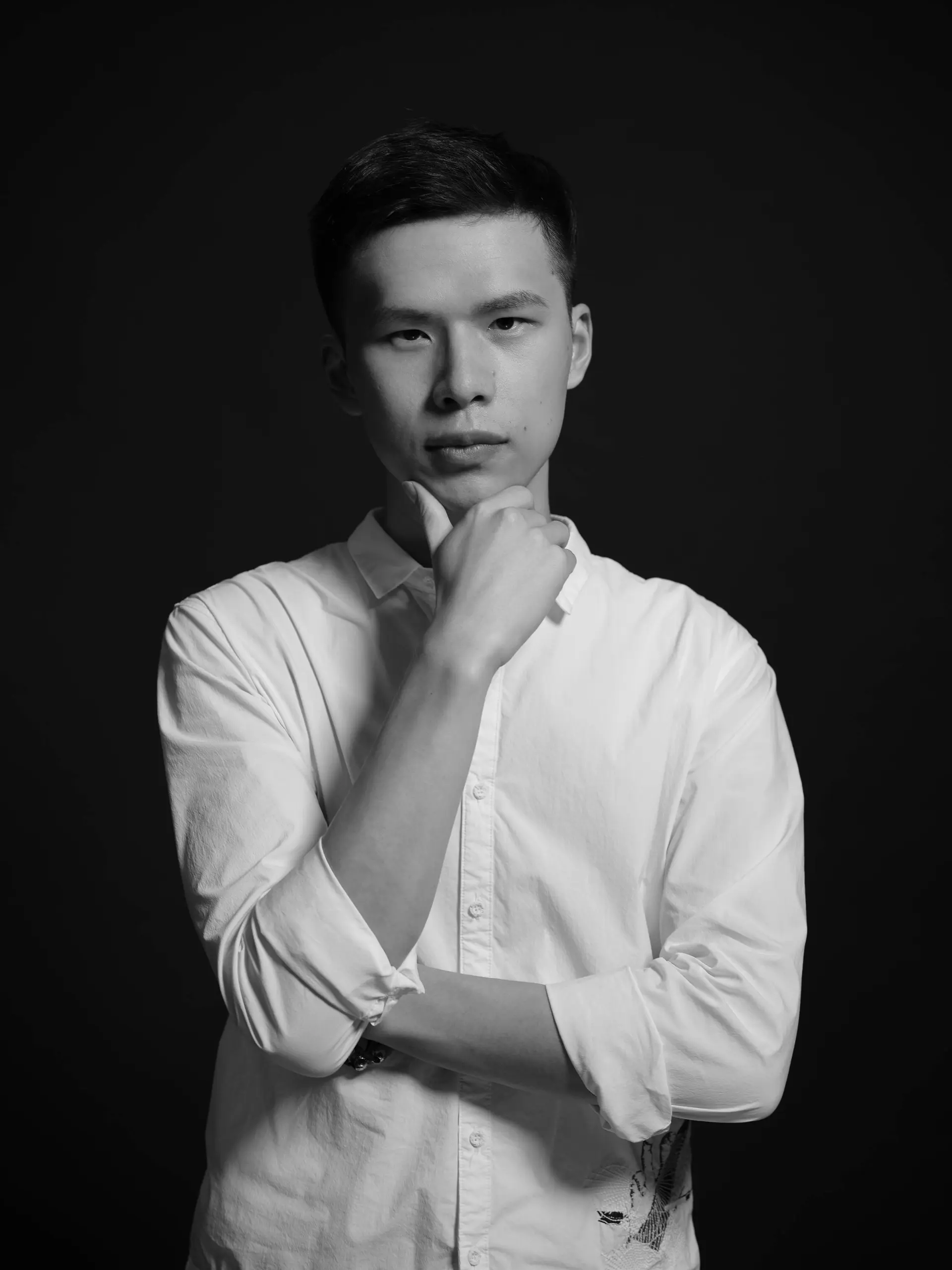 Portrait of Hanfeng Wang