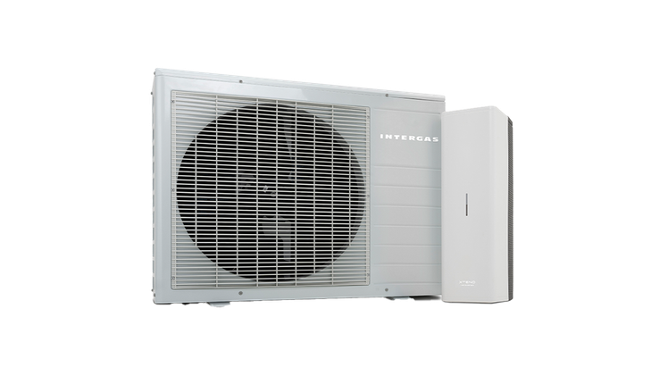 Intergas Xtend warmtepomp: buitenunit en binnenunit naast elkaar