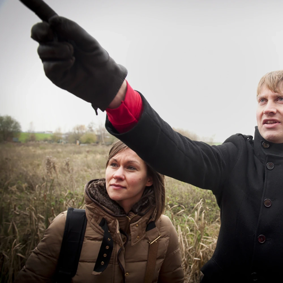 Man en vrouw in de natuur