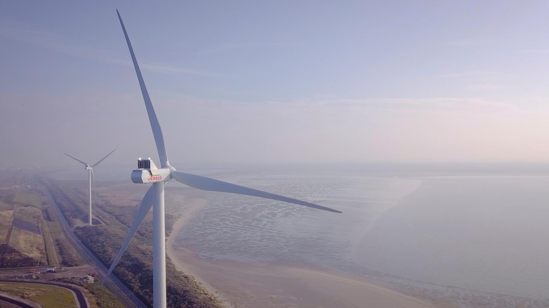 Luchtfoto windpark Slufterdam