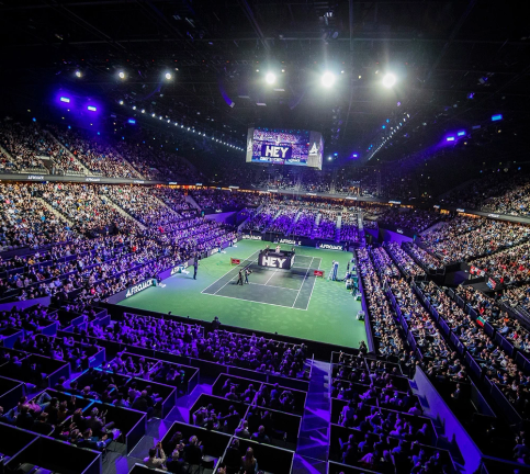 Tennisbaan in Rotterdam Ahoy