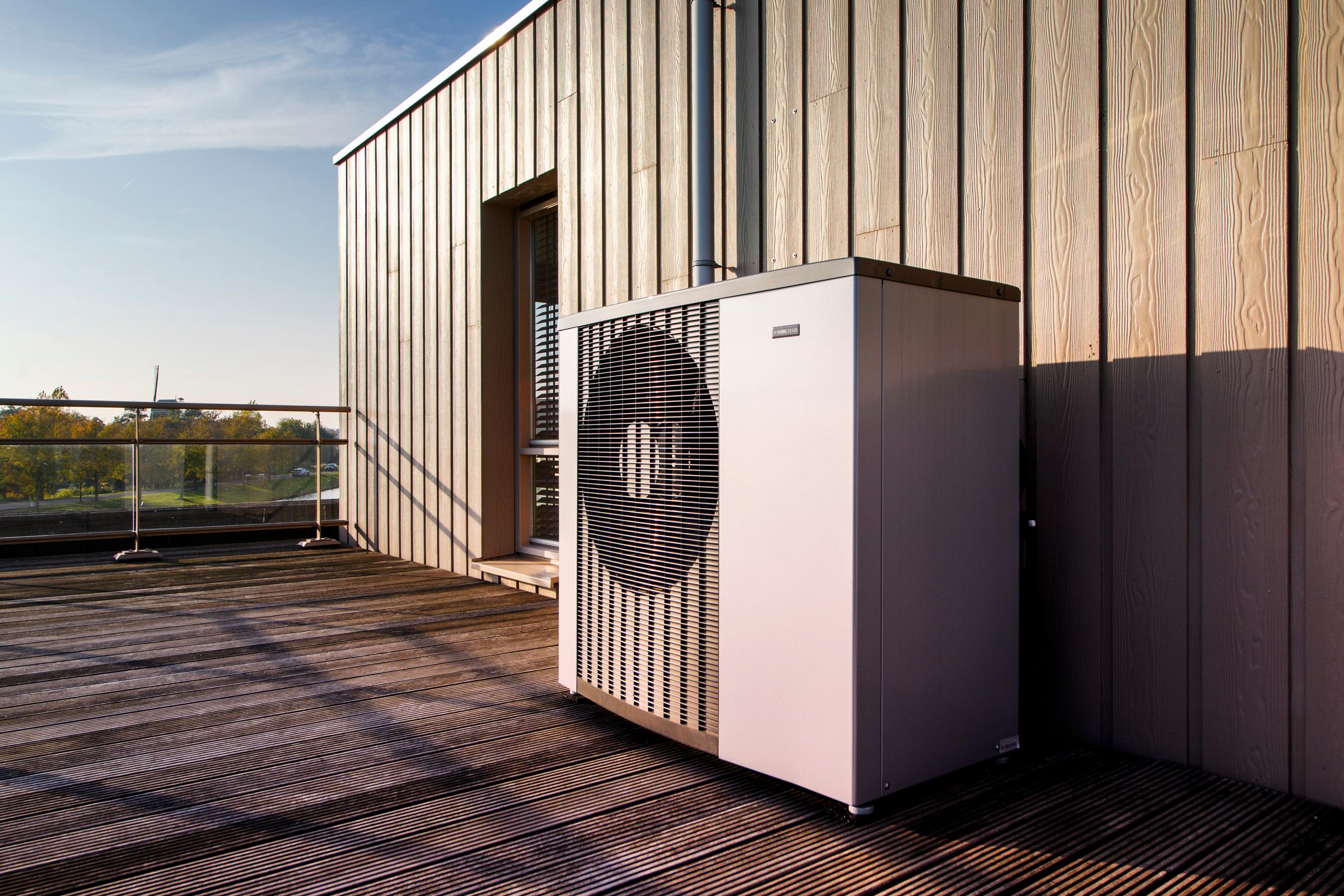 Warmtepomp buiten