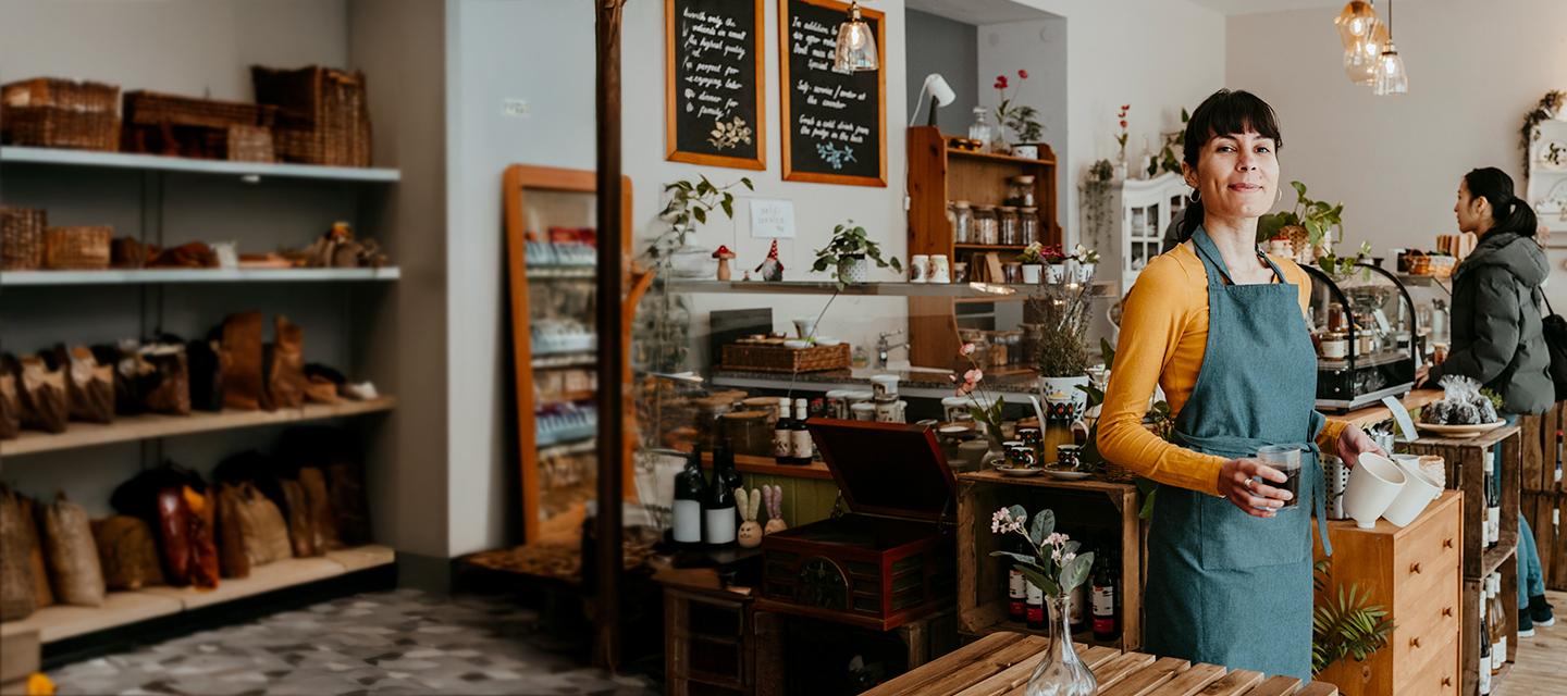 Un barista dans un café
