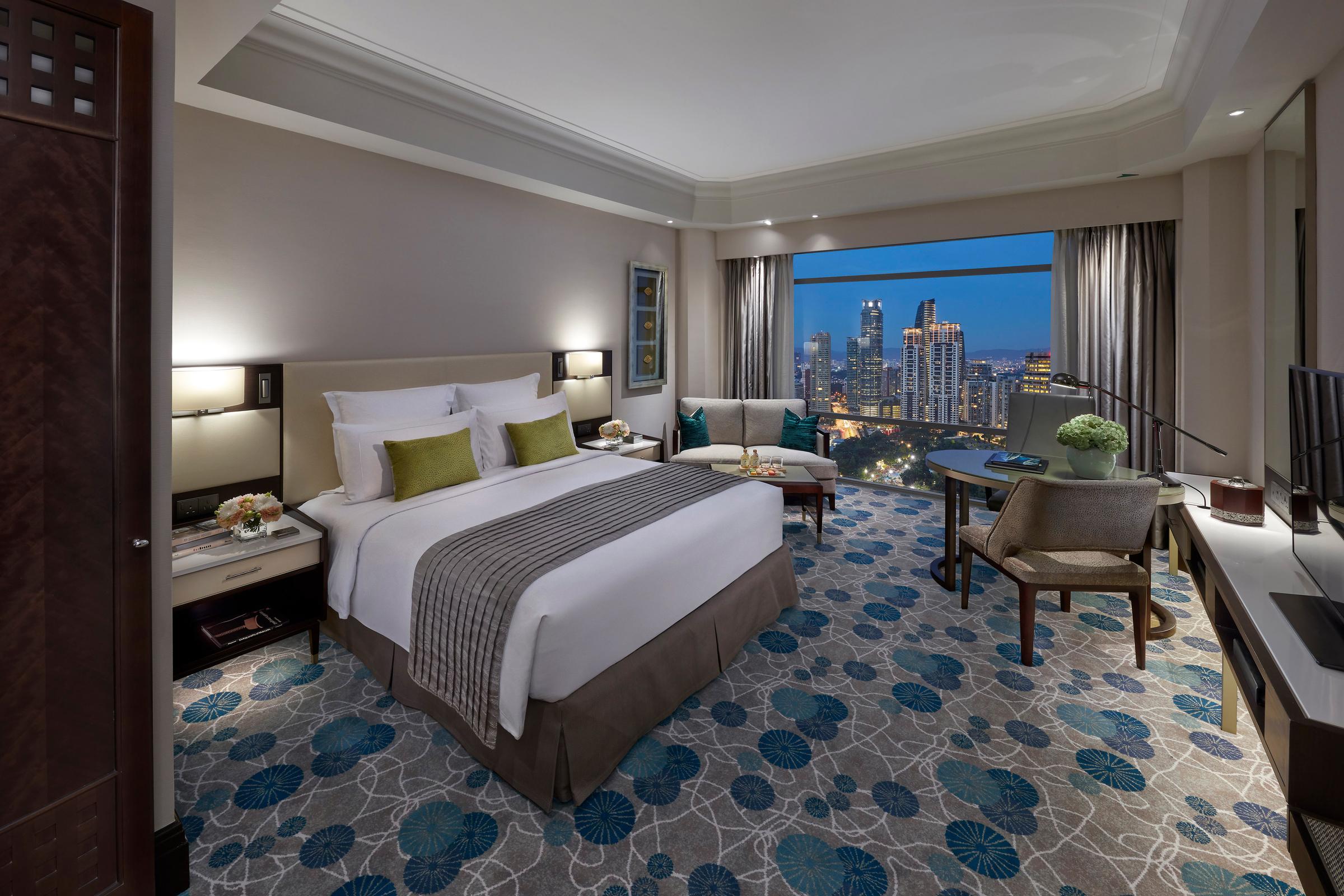 Deluxe Park View Room 