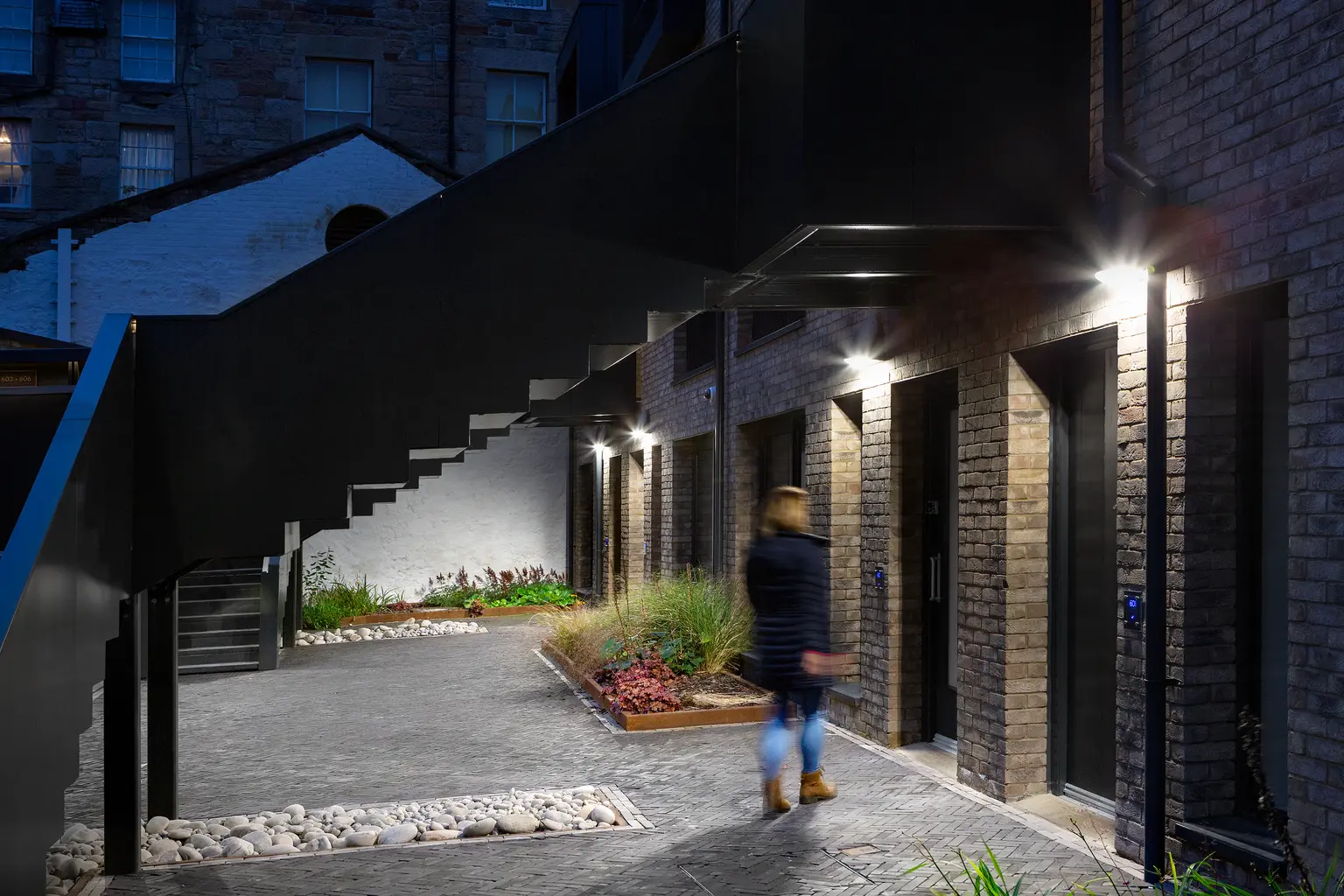 Apparecchio illuminotecnico LED da parete per esterni Piazza 2 di Thorn Lighting