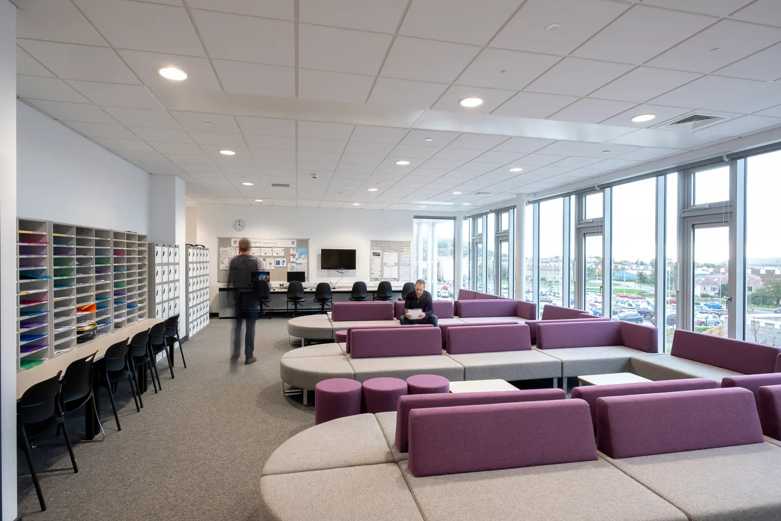 Downlight LED per uffici e formazione Cetus di Thorn Lighting