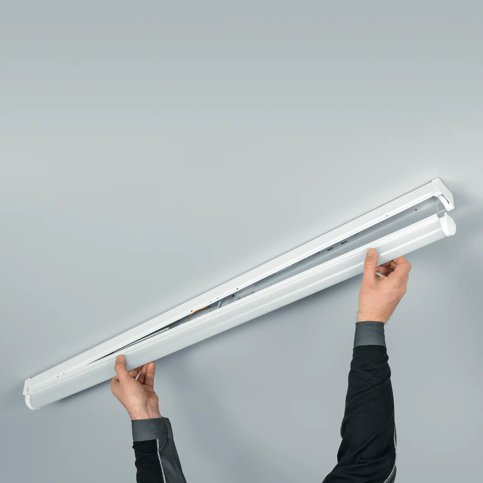 PopPack LED Batten di Thorn Lighting offre un'installazione rapida con controllo degli accessi avanzato