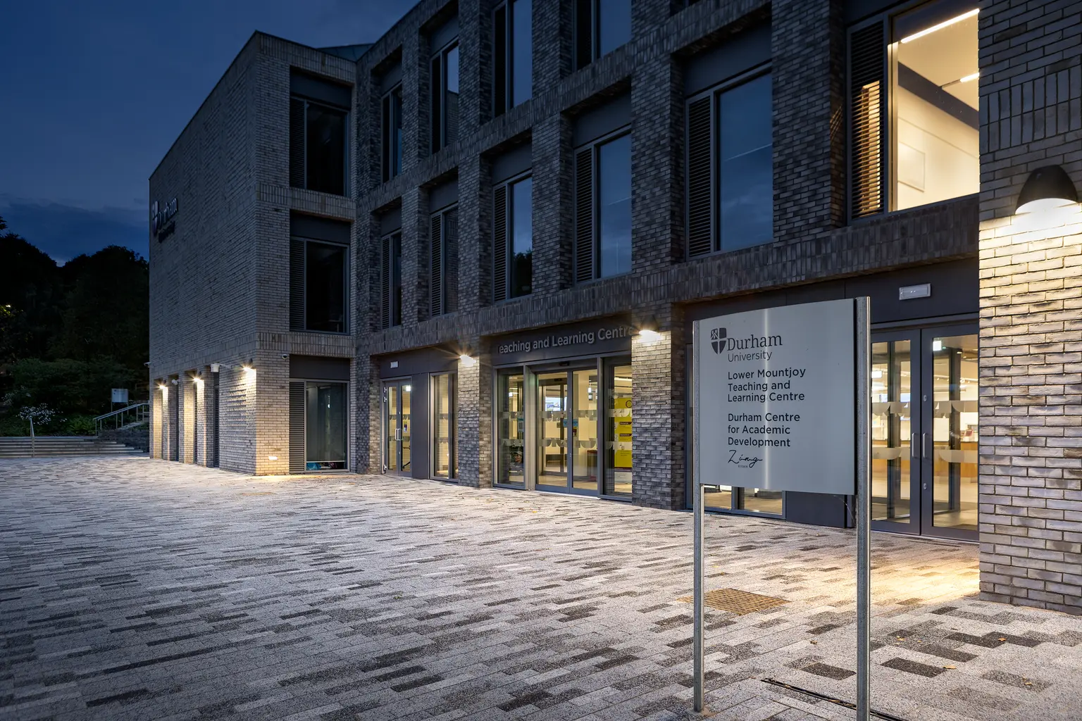 Apparecchio da parete LED per esterni Piazza 3 di Thorn Lighting