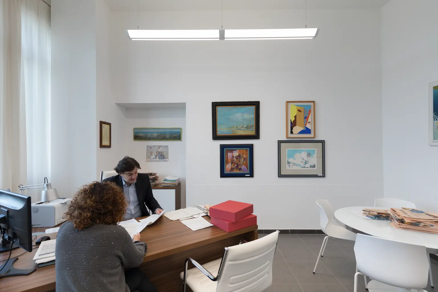 Soluzione di illuminazione lineare IQ Wave SP di Thorn Lighting