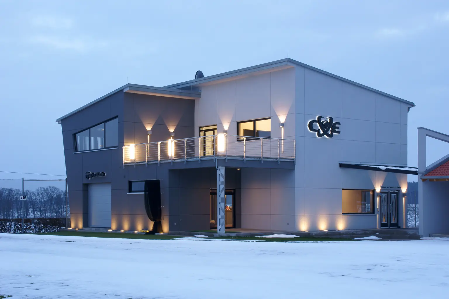 Apparecchio da parete Axyl Gild per dintorni di edifici realizzato da Thorn Lighting