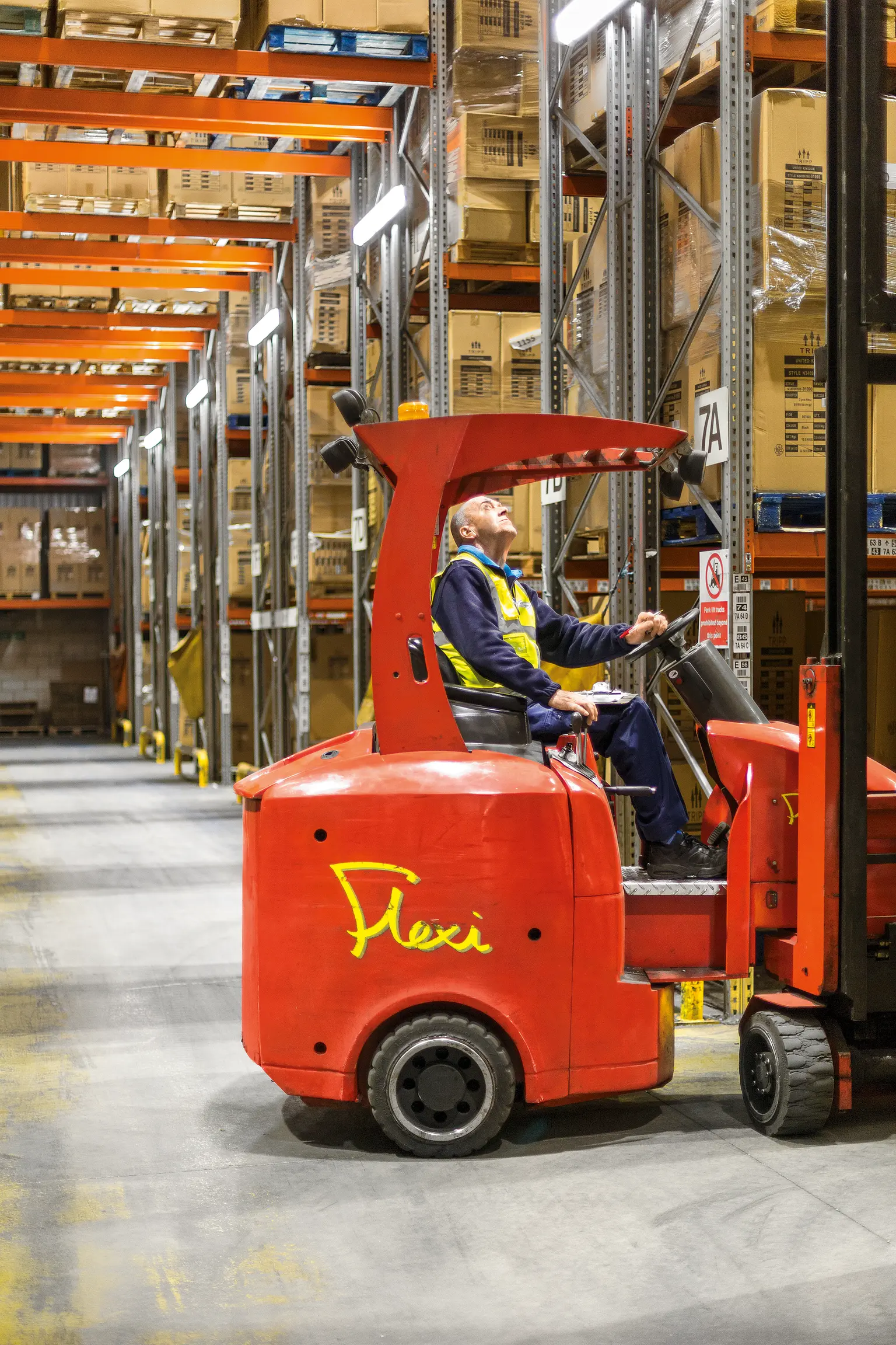Wincanton Logistics Industry Lighting case study by Thorn Lighting