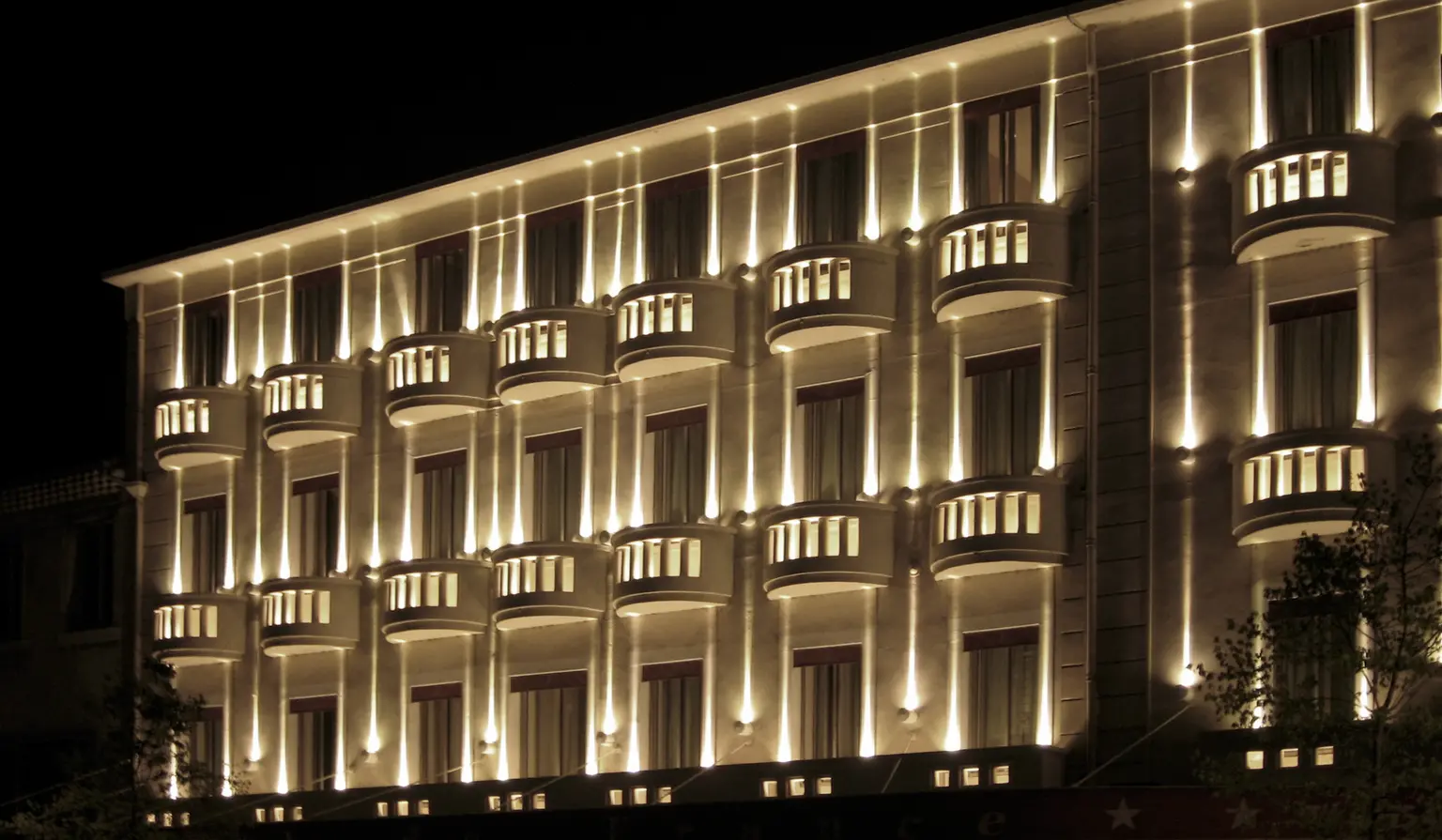 Lampada da parete circolare Cesar Jazz di Thorn Lighting