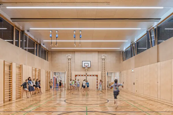 Palestra della scuola elementare di Weisskirchen, AT