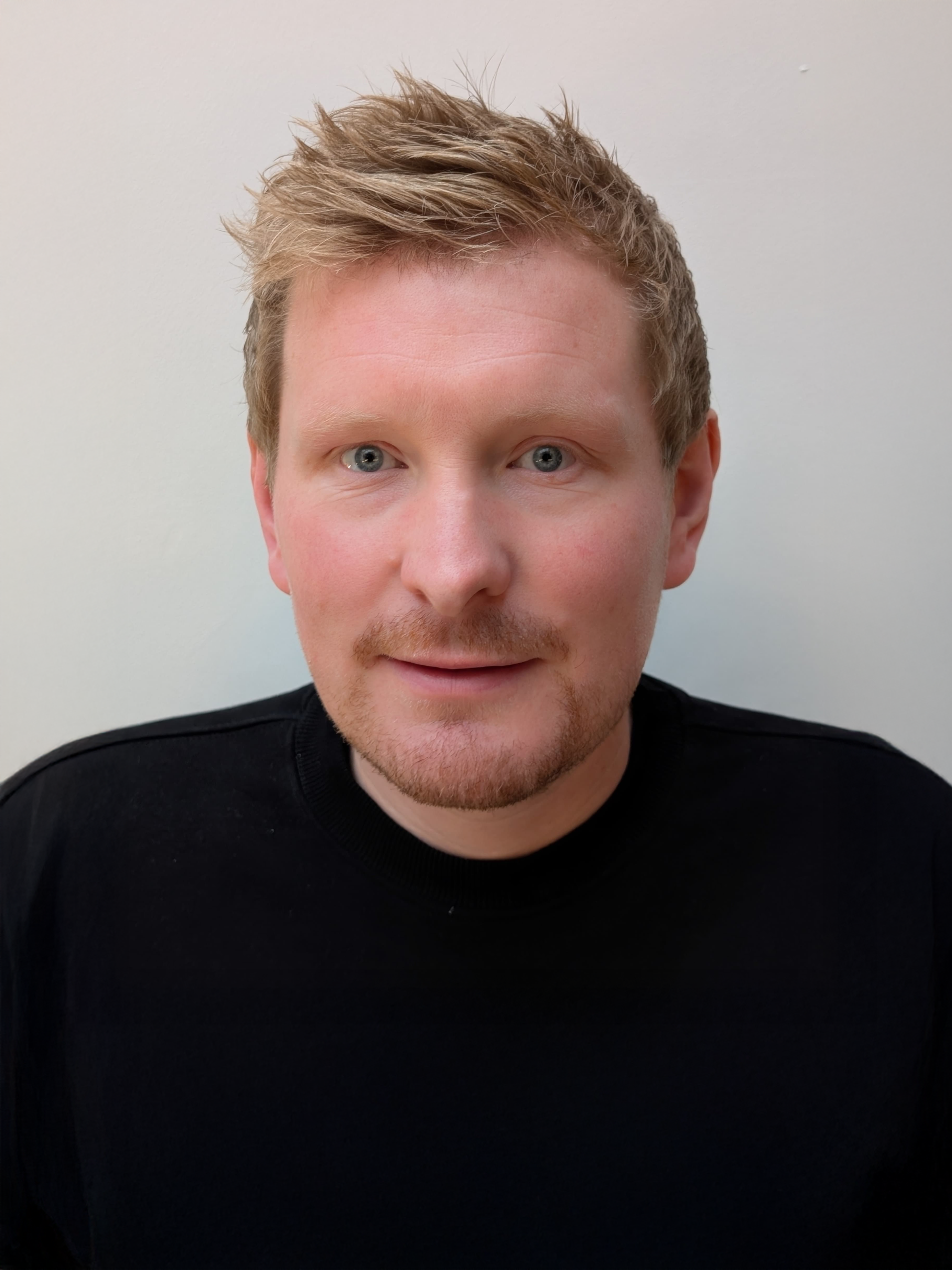 Richard Nolan headshot