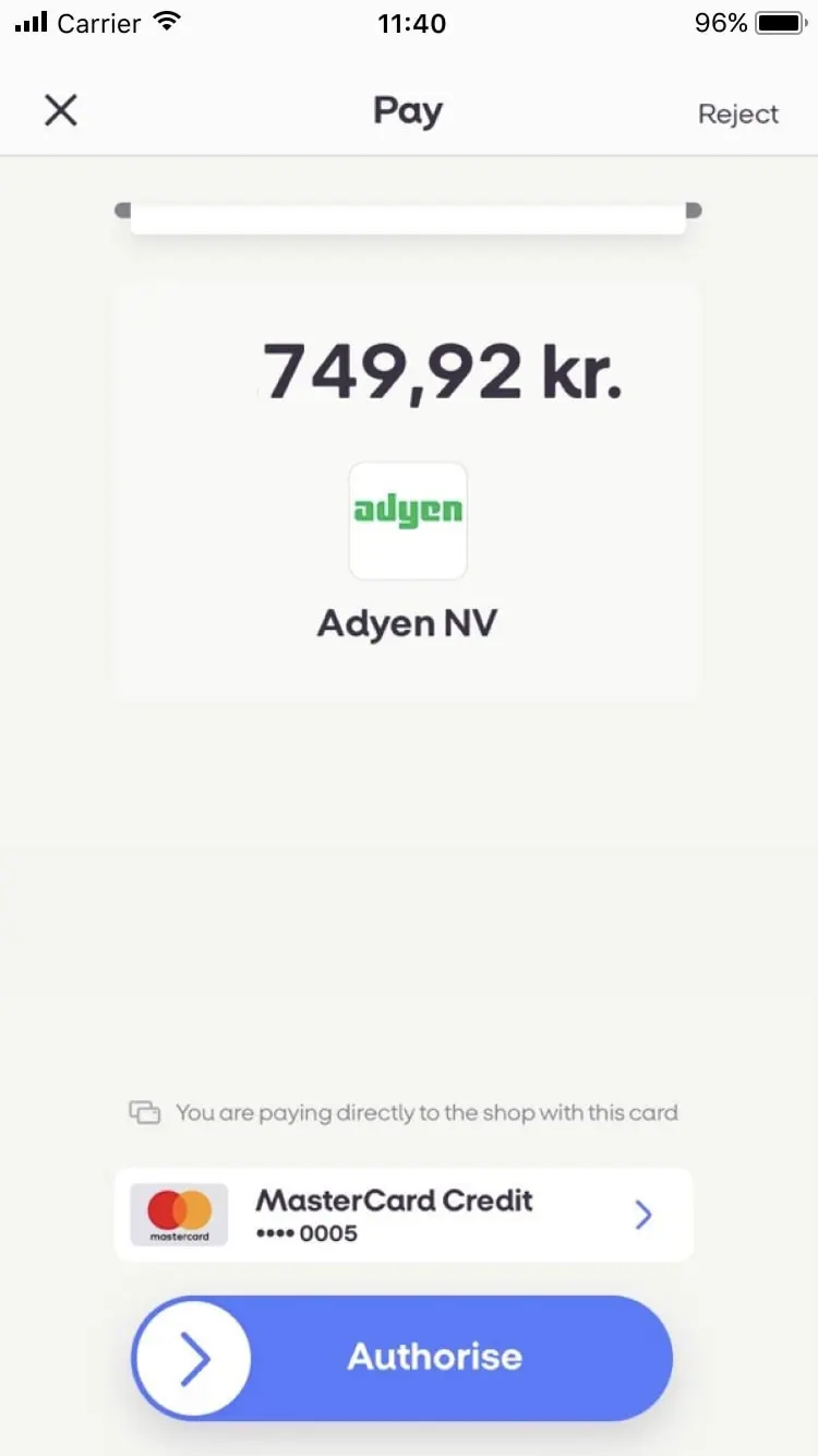 Adyen NV payment screen showing a total of 749,92 kr with MasterCard Credit option to authorise.