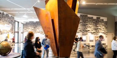 Ausstellung "Berlin Global" Raum: Krieg, Im Humborldt Forum, Berlin © Clemens Porikys 