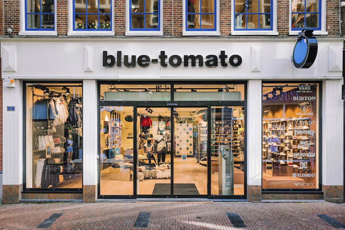 Blue Tomato Laden