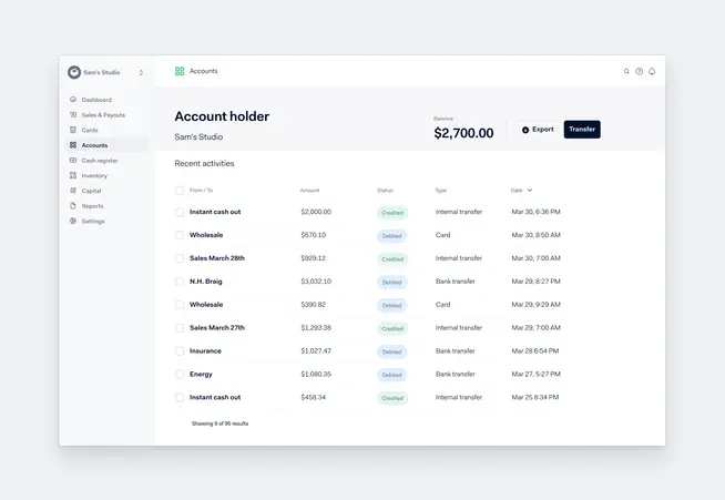Interfaz que muestra las actividades financieras recientes de un titular de cuenta con saldo y opciones para exportar o transferir fondos.