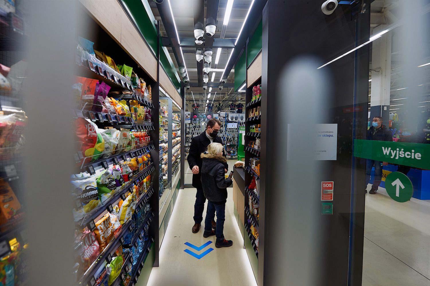 Store Ace & Tate