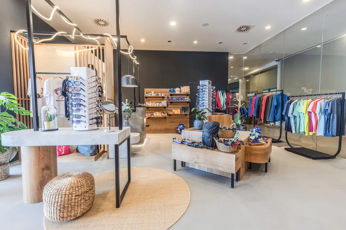 Aldiana Boutique mit Aldiana Produkten und Regionalem 