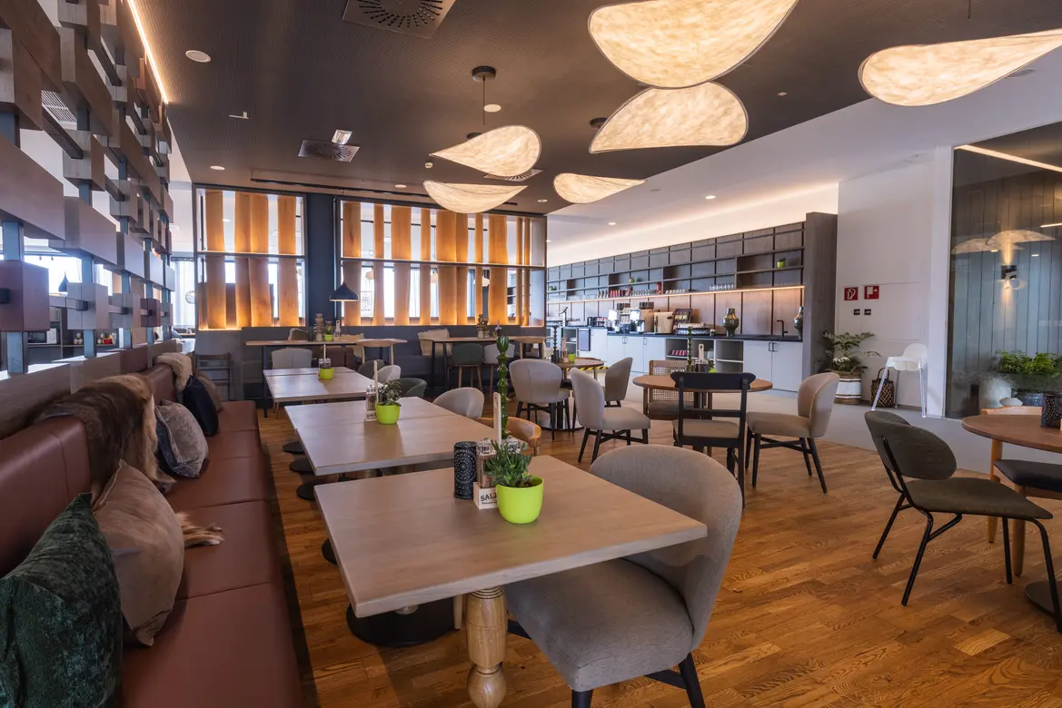 Buffetrestaurant im modernen Stil 