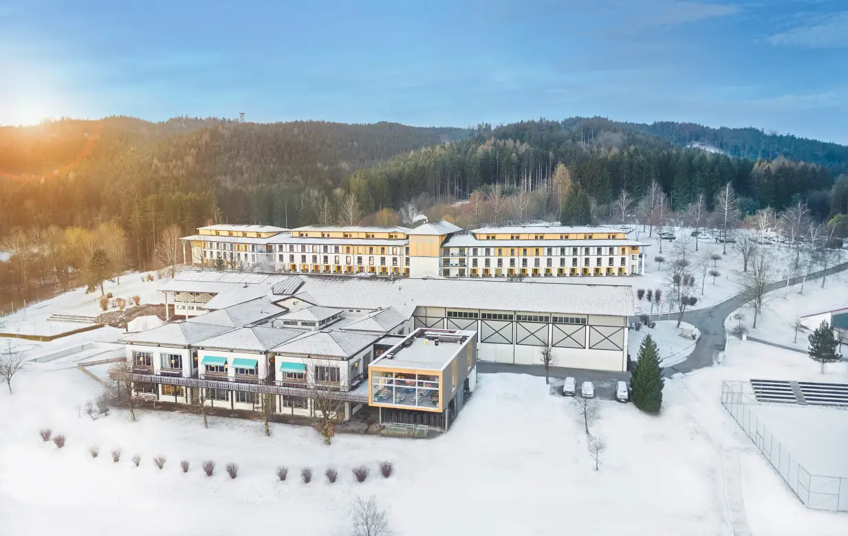 Aldiana Club Ampflwang Drohnenaufnahme an einem Sommertag