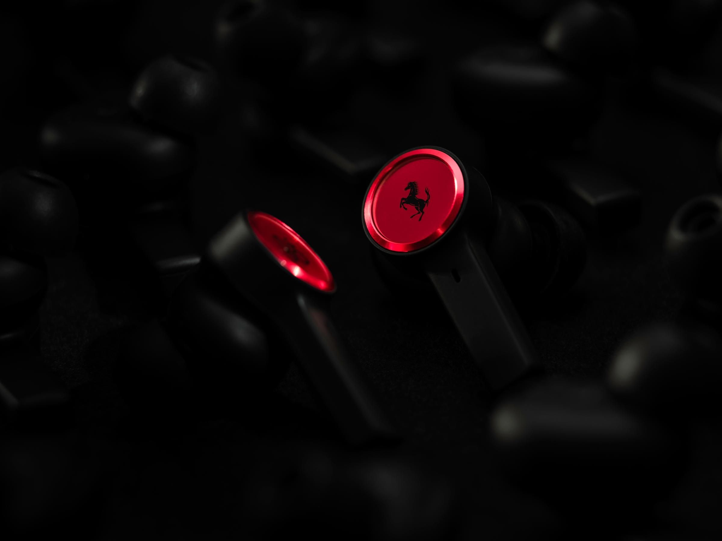 Beoplay EX Ferrari Edition