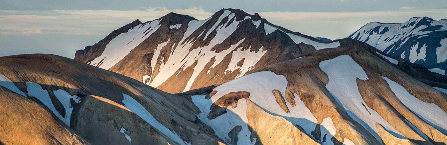 berge-schnee-schatten.jpg