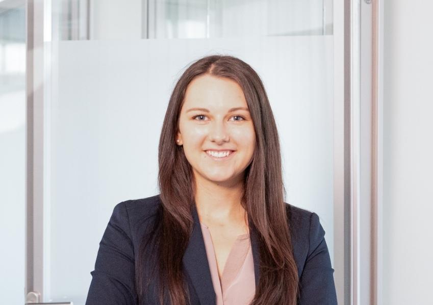 stephanie-hirt.jpg