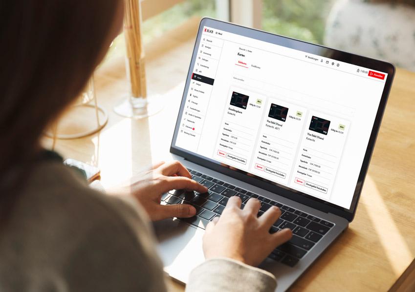laptop-kartenuebersicht-bildschirm.jpg