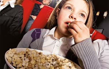 maedchen-kino-popcorn.jpg