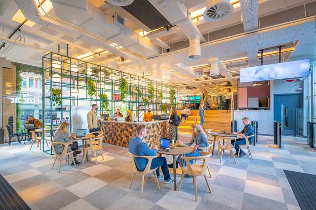 111 Piccadilly Coffee Shop and Lounge