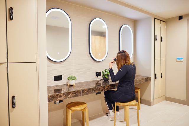 Bond Shower Facilities