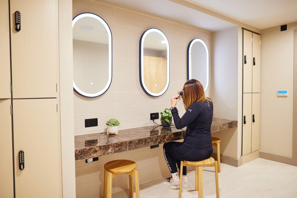 Bond Shower Facilities