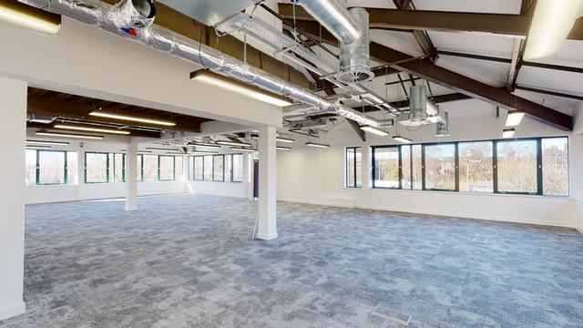 Halyard Court Salford Quays exposed services