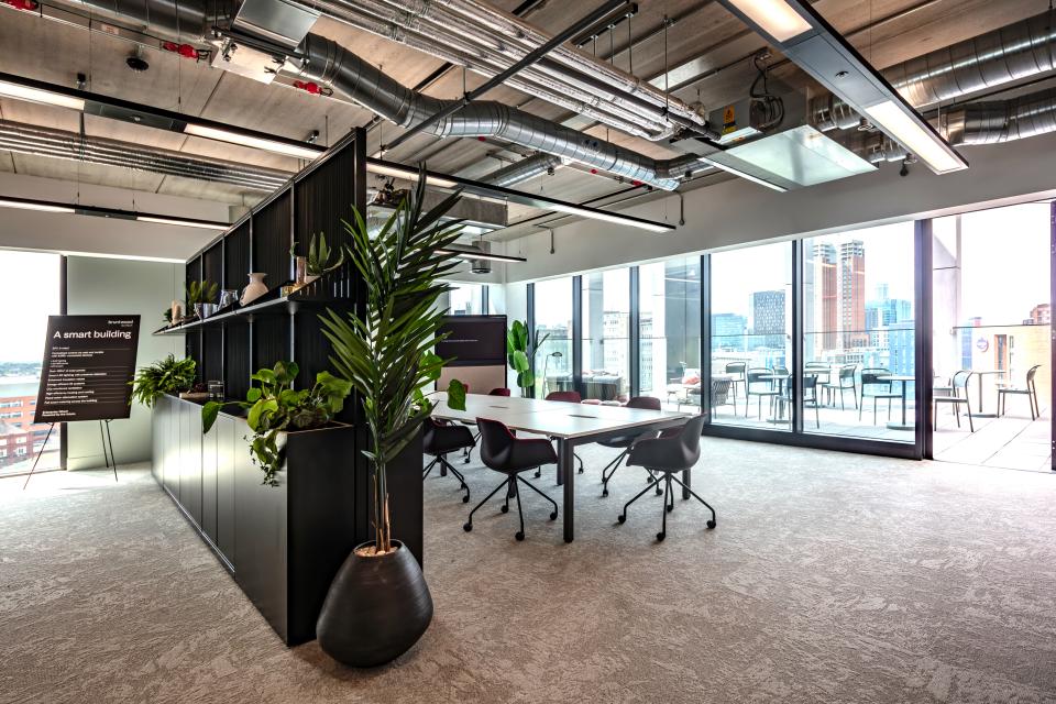 Work with a view – modern workspace overlooking your private rooftop terrace