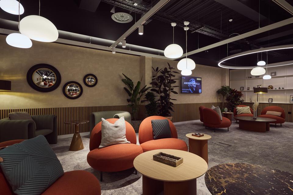 Centre city Co-working lounge 1