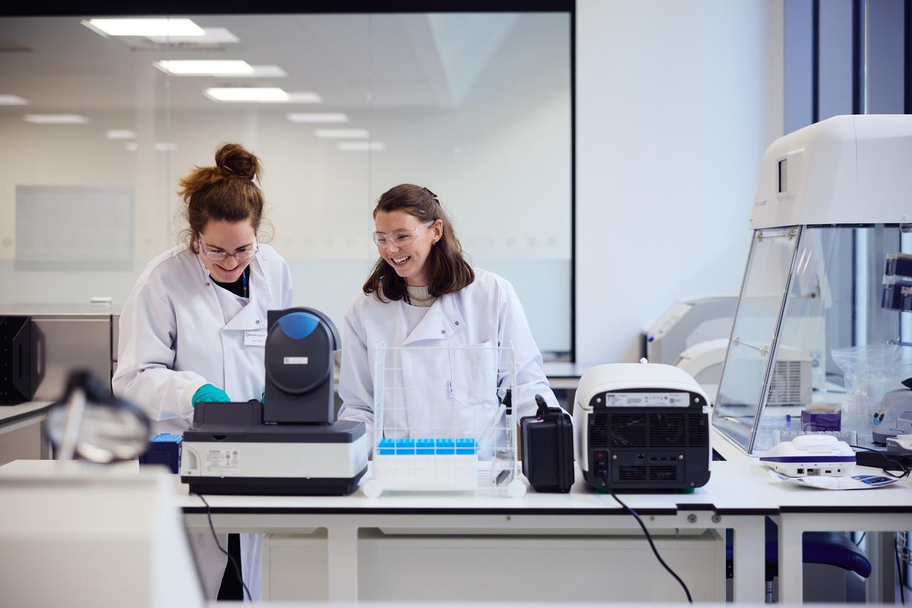 Lab Space | Wet & Dry Lab Spaces for Rent | Bruntwood